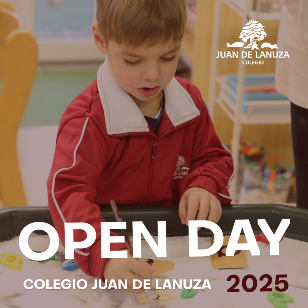 Niño de Educación Infantil realizando una actividad manipulativa durante la Jornada de Puertas Abiertas del Colegio Juan de Lanuza 2025.