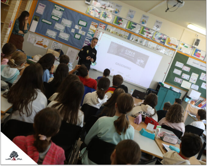 Alumnado de 6º de Primaria del Colegio Juan de Lanuza participa en una sesión formativa sobre bienestar y uso responsable de las redes sociales dentro de la Unidad de Indagación «Quiénes somos».